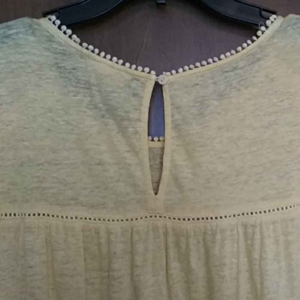 Flowy top - Picture 3 of 5